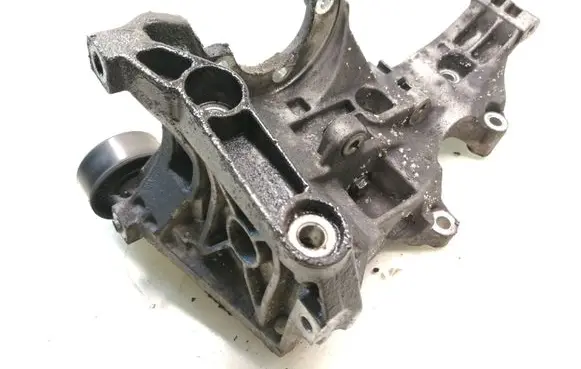Audi A4 S4 B6 8E 8H Generator/alternator bracket 03G903143D