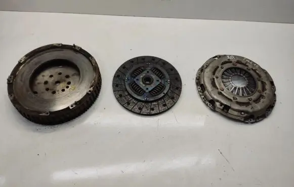 Hyundai Tucson TL Clutch set kit 32400
