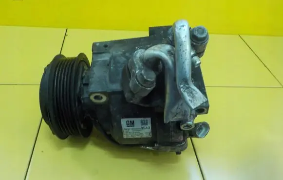 Opel Mokka Air conditioning (A/C) compressor (pump) 95369543