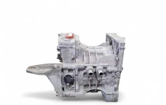Nissan Leaf I (ZE0) Electric car motor EM57 015197A 0101421