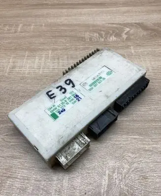 BMW 5 E39 Comfort/convenience module 8381962 5DK00704726