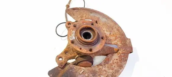 Front wheel hub