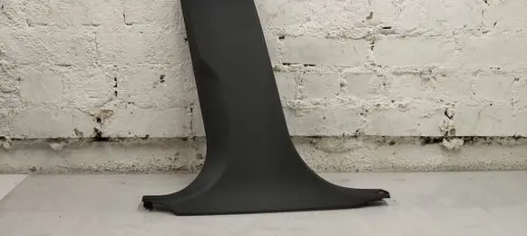 (B) pillar trim (bottom)