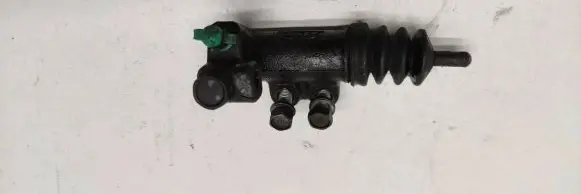 Clutch slave cylinder