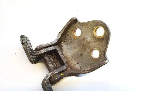 Mitsubishi Pajero Sport I Front door upper hinge