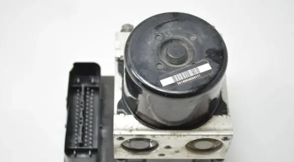 Volkswagen Jetta VI ABS Pump 1K0614517DG
