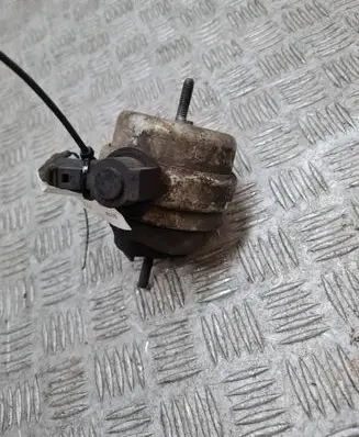 Audi A4 S4 B6 8E 8H Engine mount bracket 