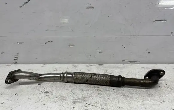 Audi A4 S4 B7 8E 8H Turbo turbocharger oiling pipe/hose 06B145735A