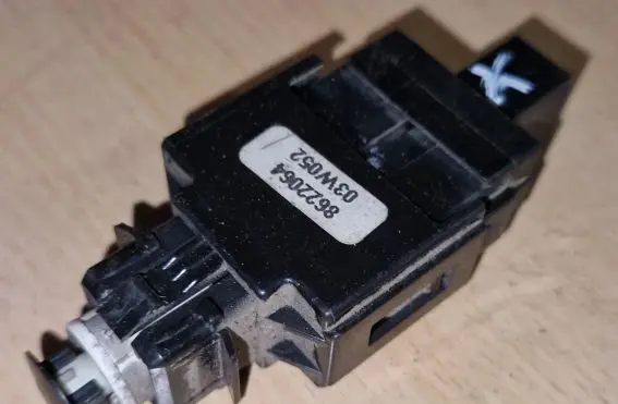 Volvo XC90 Brake pedal sensor switch 8622064