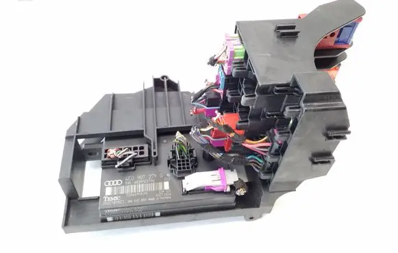 Audi A8 S8 D3 4E Comfort/convenience module 4E0907279Q