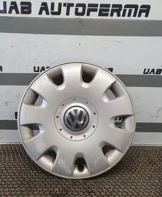 Volkswagen Touran II R15 wheel hub/cap/trim 1T0601147