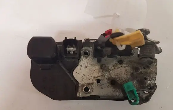 Chrysler 300 - 300C Front door lock