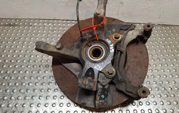 Front wheel hub spindle knuckle