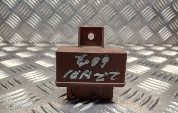Peugeot 607 Fuel pump relay 9629945980