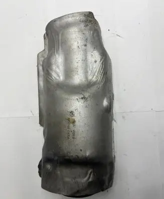 Volvo XC90 Heat shield in engine bay 31437205 8244717 31802