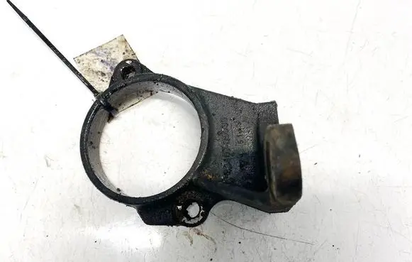 Toyota Corolla E120 E130 Engine mounting bracket 4345705030 43457-05030