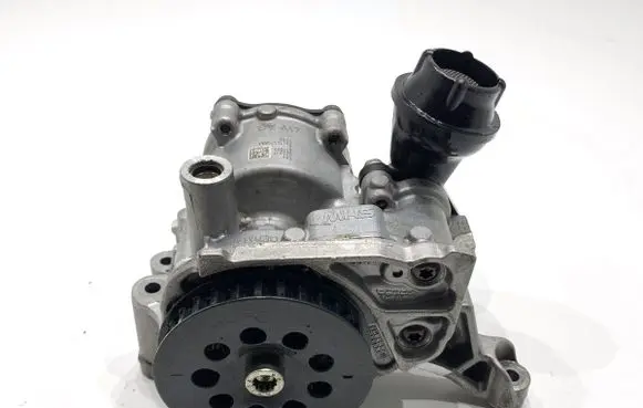 Audi A4 S4 B9 8W Oil pump 04L145208AA