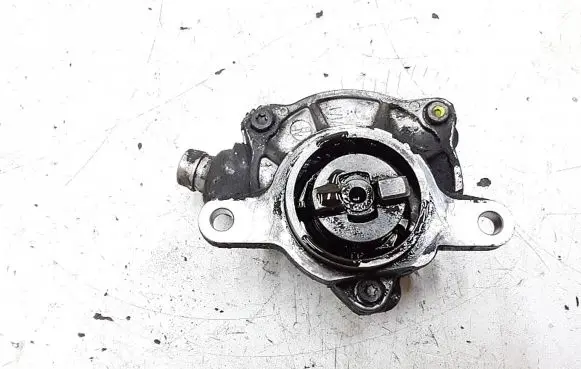 Renault Master II Vacuum pump 8200640105