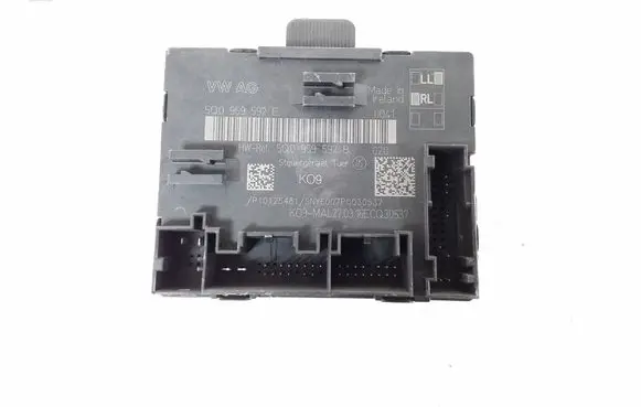 Volkswagen Golf VII Door control unit/module 5Q0959592B
