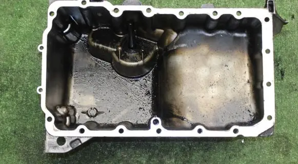 BMW 5 E60 E61 Oil sump 7796050 01432 13992010