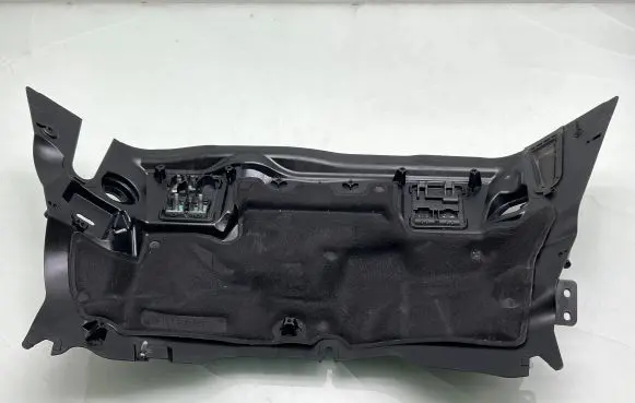 Mercedes-Benz GLC X253 C253 Other engine bay part A2536207800 20180428 4013231C