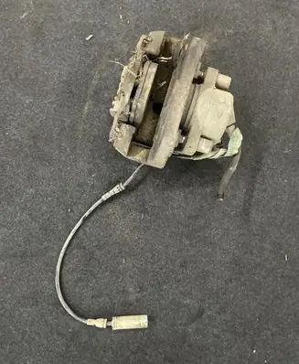 BMW 5 E60 E61 Front brake caliper