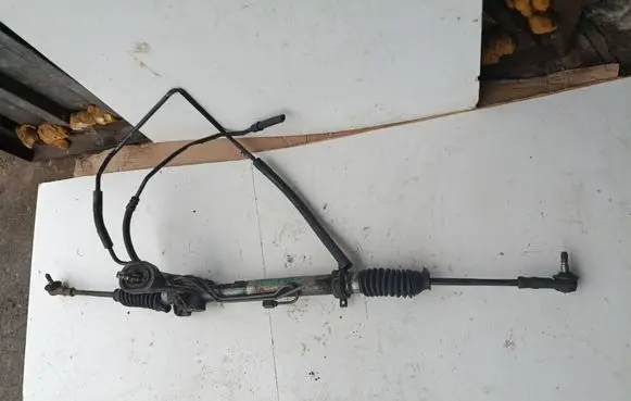 Volkswagen Polo III 6N 6N2 6NF Steering rack 0230080033101