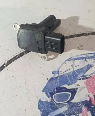 Toyota Verso Mass air flow meter 2220437010 1974005080