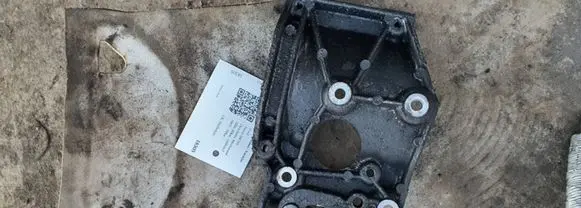Ford Focus Engine mounting bracket