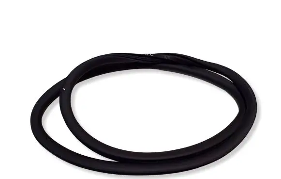 Opel Mokka B Rear door rubber seal (on body) 