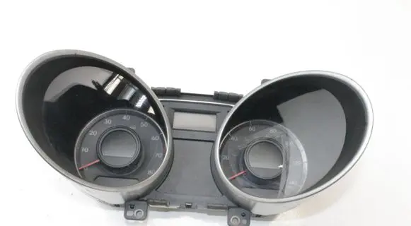 Hyundai ix35 Speedometer (instrument cluster) 940092Y390