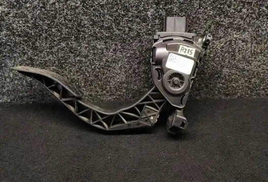 Audi A4 S4 B8 8K Accelerator throttle pedal 8K1723523