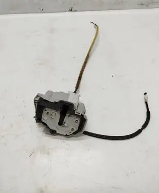 Fiat Bravo Front door lock 51798290
