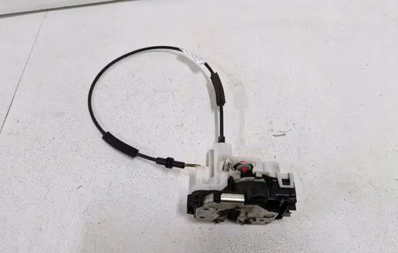 Fiat 500 Front door lock 51827593