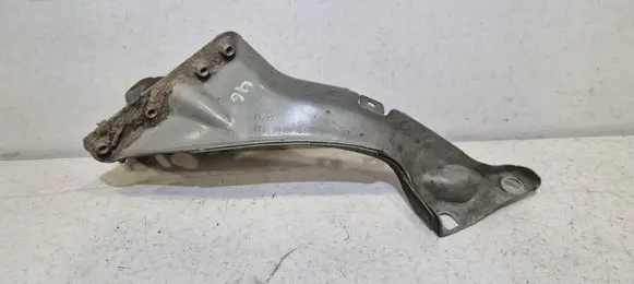 Audi A6 C7 Fender mounting bracket 4G0805816 4G0821136A