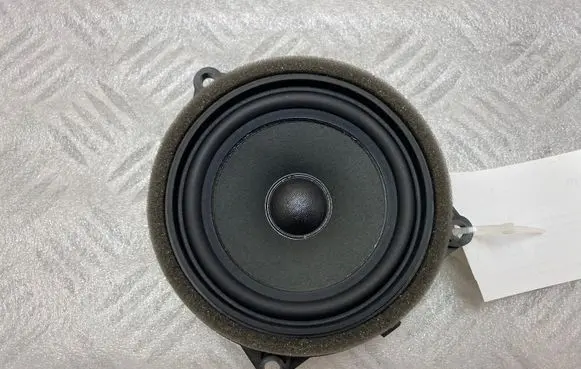 BMW 2 F46 Front door speaker 9274700