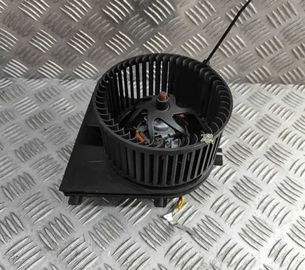 Porsche Boxster 986 Heater fan/blower F657878Q 1J2819021B