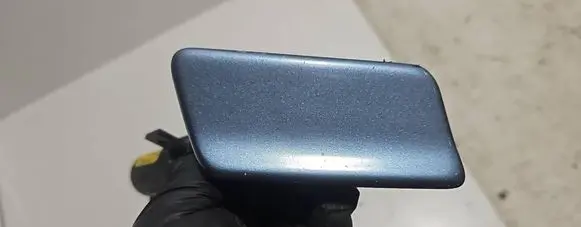 Headlight washer spray nozzle