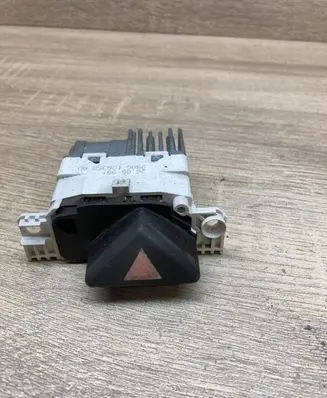 Ford Focus Hazard light switch 98AG13A350AD