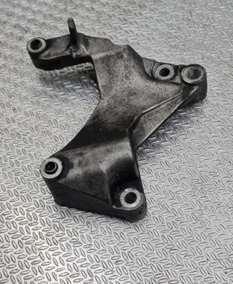 Renault Vel Satis A/C compressor mount bracket 
