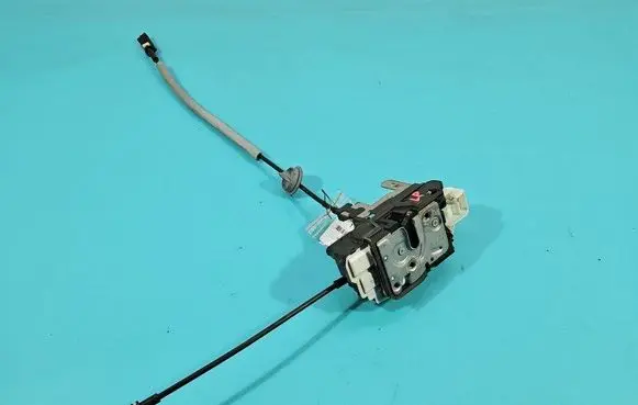 Volvo V40 Front door lock 31391824 IMPRK1474576
