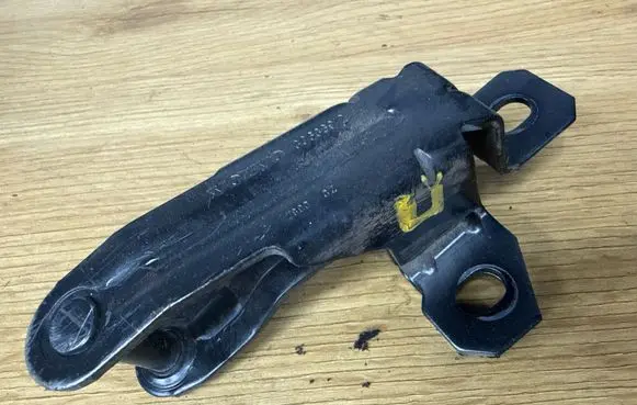 Volvo XC90 Tailgate/trunk/boot hinge 30636912
