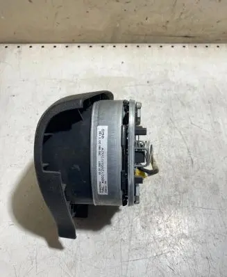 Volkswagen Caddy Steering wheel airbag 2K0880201E