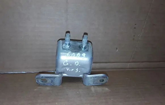 Fiat Sedici Rear door upper hinge UR63J