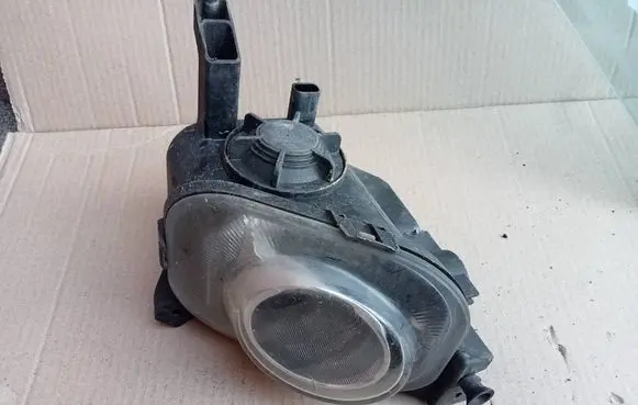 Opel Corsa D Front fog light 301392437 63701L 13191832