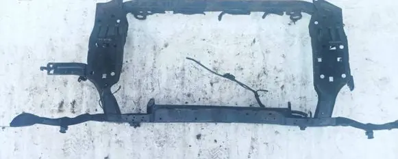 Nissan Qashqai Radiator support slam panel