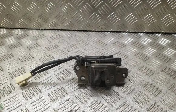 Toyota Prius (NHW20) Tailgate/trunk/boot lock/catch/latch