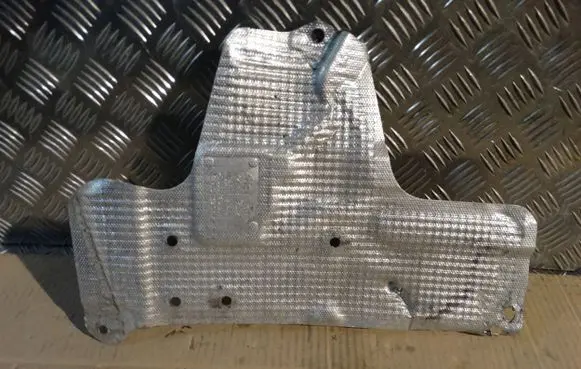 Audi Q8 Engine splash shield/under tray