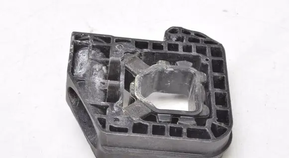 BMW iX3 G08 Radiator mount bracket 8642754