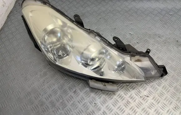 Peugeot 4007 Headlight/headlamp